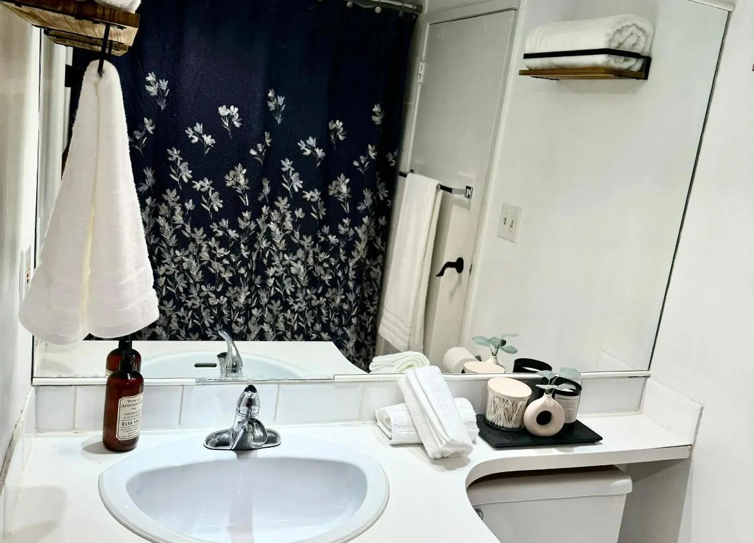 Charming Private Kitsilano Suite Vancouver 0*,  Canada